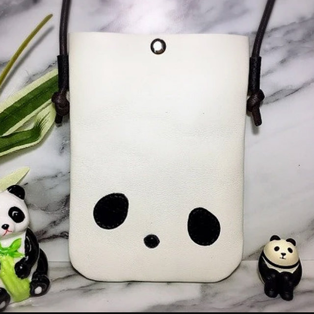 パンダのポーチ なないろレザークラフト